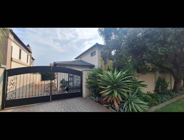 3 BEDROOM HOUSE FOR SALE IN MIDFIELD ESTATE